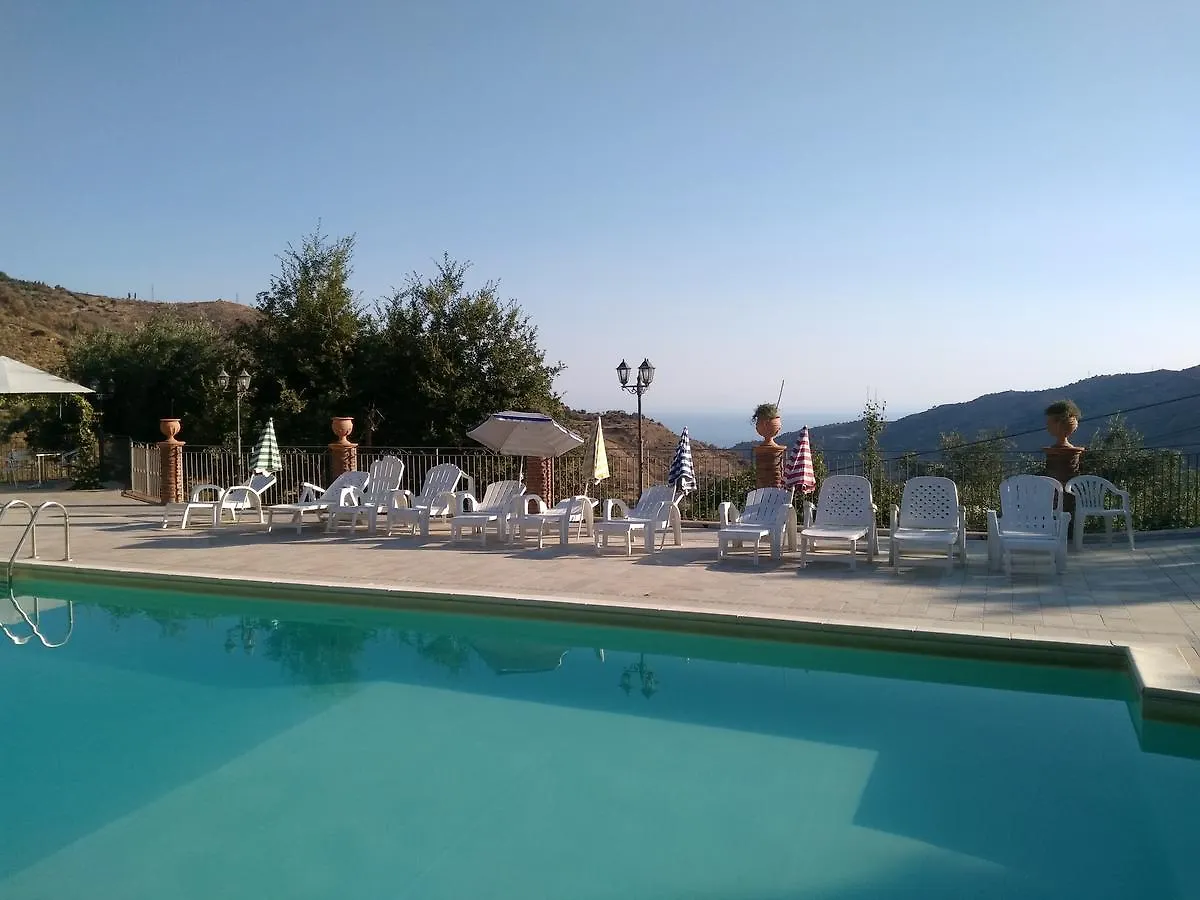 L'Uliveto Villa Reitano  Reitano (Messina)